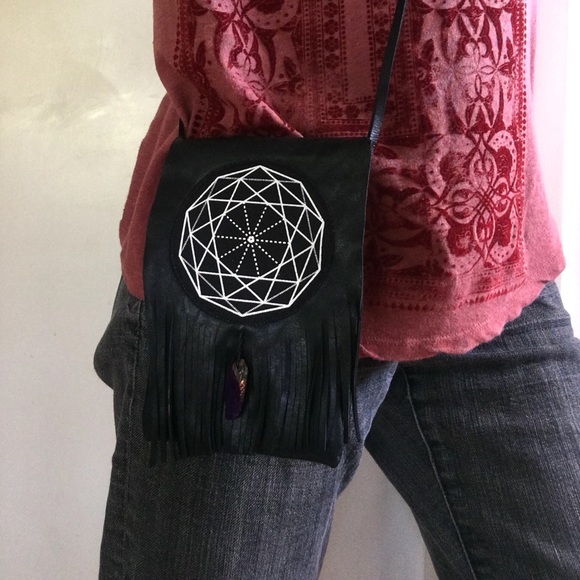 Meet your Posher, Sarah - Picture 3 of 3